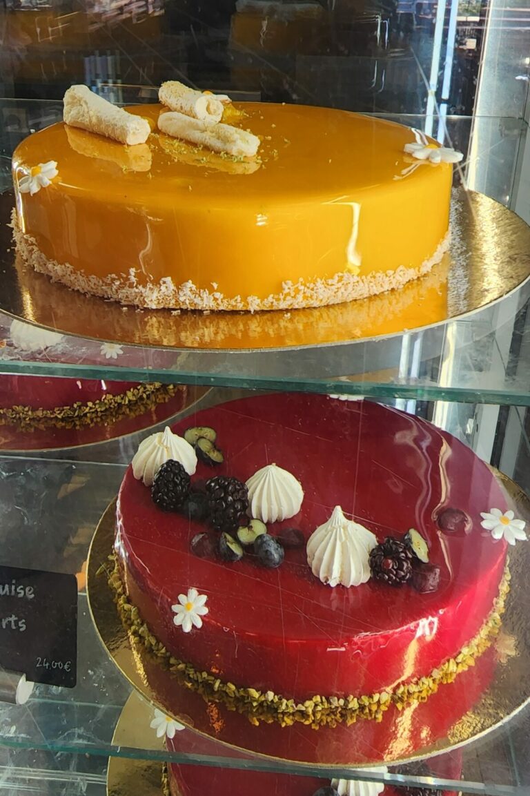 Cakes at Chez Fernand